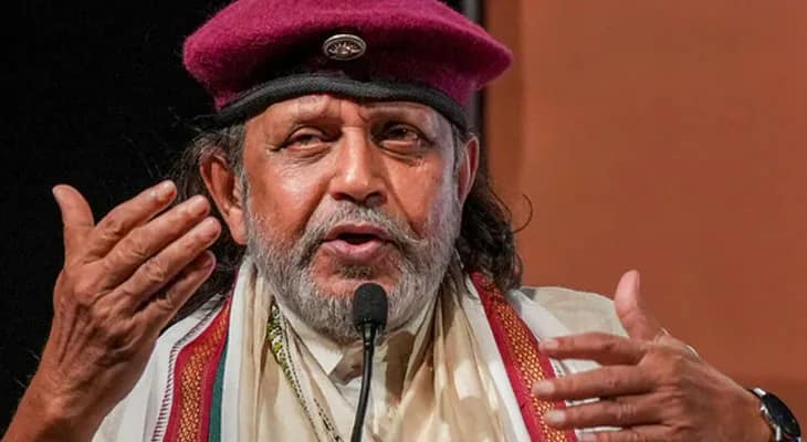 কাজের লোক নয়, কাছের লোকদের সংগঠনে গুরুত্ব, দলের হাল খারাপ নিয়ে মিঠুনের সামনে ক্ষোভ