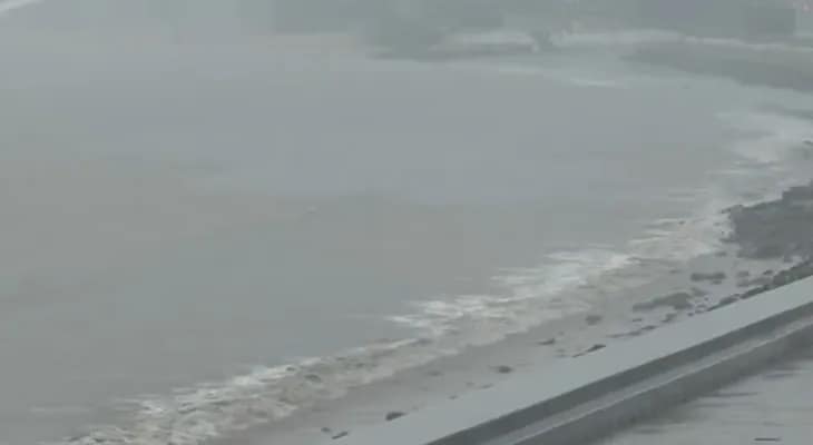 সাত সকালেই মুম্বইতে ভারী বৃষ্টি