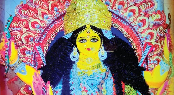 নবদ্বীপ-মাথাপুর রোড: ওপার বাংলার ঐতিহ্য বহন করে মনসা পুজো হয়ে থাকে দত্ত বাড়িতে