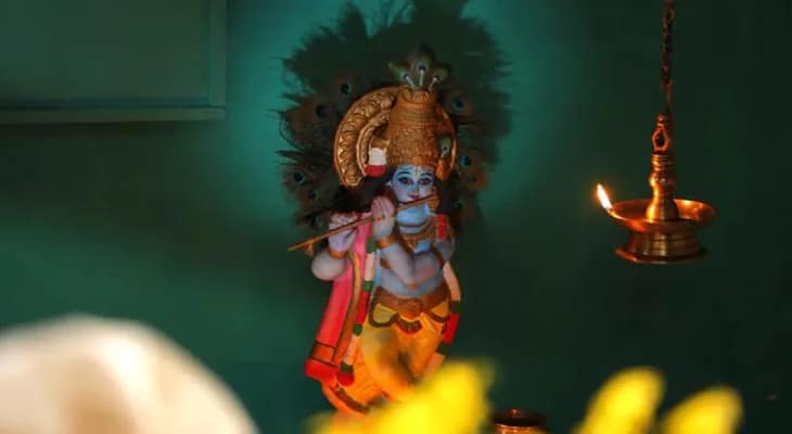 কালনায় ২৫ চূড়া গোপাল জিউ মন্দিরে জন্মাষ্টমীতে ভক্তের ঢল