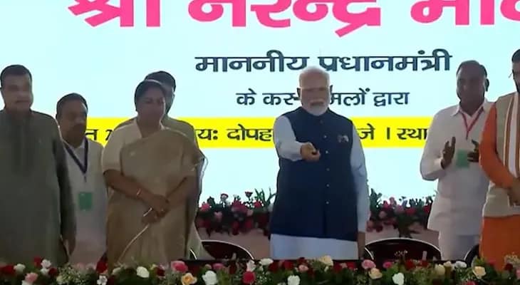 দিল্লিতে দু’টি গুরুত্বপূর্ণ হাইওয়ের উদ্বোধন করলেন প্রধানমন্ত্রী নরেন্দ্র মোদি