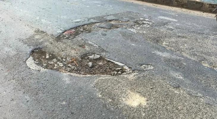 মধ্যমগ্রামে বেহাল ব্রিজ চলছে ঝুঁকির যাতায়াত