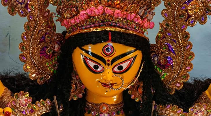 মাস আর্টের পুজো প্রিভিউ: প্রবীণ, বিশেষভাবে সক্ষমদের ঠাকুর দেখাতে এবার পৃথক গাইডলাইন
