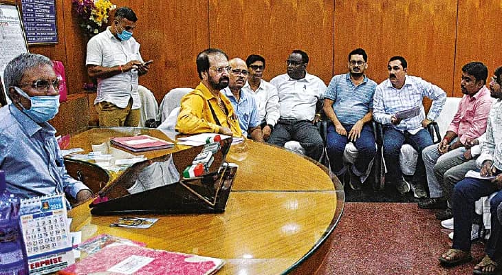 কৃষ্ণনগর: সিআইসি সদস্যদের নিয়ে বৈঠক পুরসভার ভাইস চেয়ারম্যানের