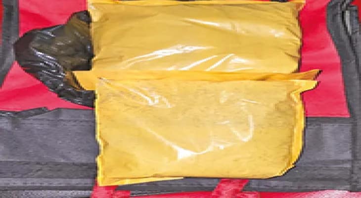 বাইকে চেপে দক্ষিণবঙ্গজুড়ে মাদক ডেলিভারি  নদীয়া থেকে কলকাতা আসার পথে গ্রেপ্তার ২
