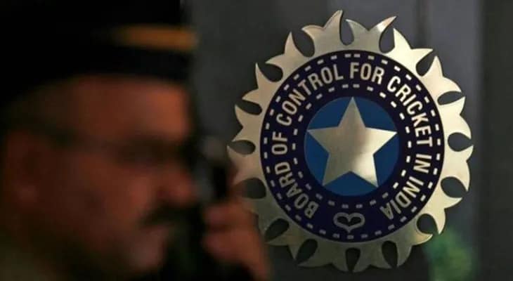 অনলাইন গেমিং বন্ধে বিল পাশ, স্পনসর নিয়ে চাপে বিসিসিআই