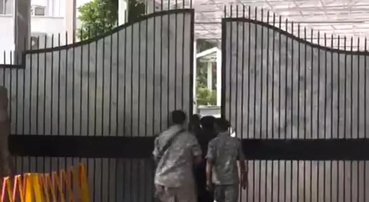 দিল্লির মুখ্যমন্ত্রী রেখা গুপ্তার বাসভবনে কড়া হল নিরাপত্তা, মোতায়েন সিআরপিএফ জওয়ান