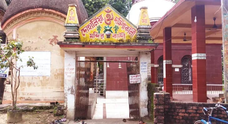 কৌশিকী অমাবস্যায় কান্দির দোহালিয়া মন্দিরে রাতভর যজ্ঞ