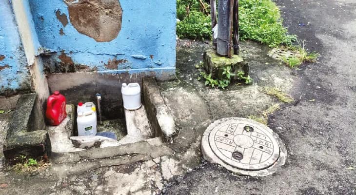 উল্টোডাঙা-কাঁকুড়গাছির বিভিন্ন এলাকায় পানীয় জলের ব্যাপক সমস্যা, বাড়ছে নাগরিক অসন্তোষ