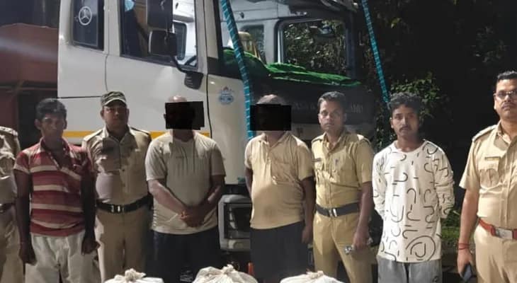 মুর্শিদাবাদের নবগ্রামে ৭২ কেজি গাঁজা সহ গ্রেপ্তার দুই