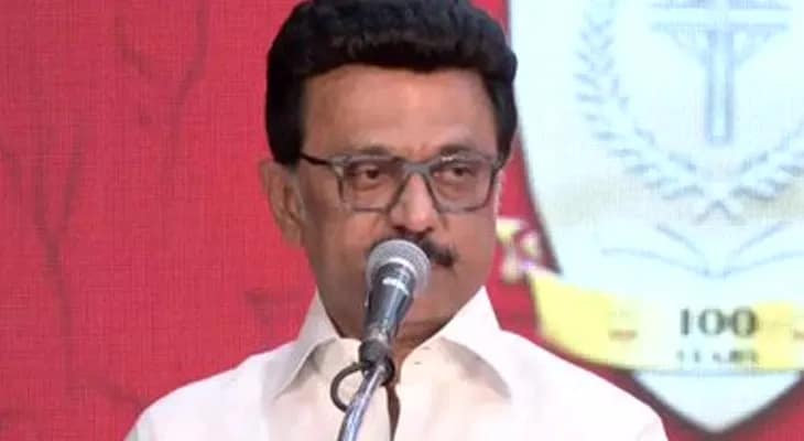 চেন্নাইয়ের সভায় বক্তব্য রাখছেন তামিলনাড়ুর মুখ্যমন্ত্রী এম কে স্ট্যালিন
