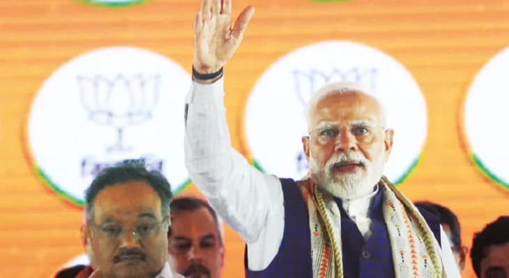 মেট্রো উদ্বোধনে এসে পরিবর্তনের ডাক