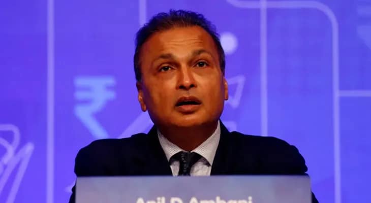 অনিলের ছেলের বিরুদ্ধে মামলা