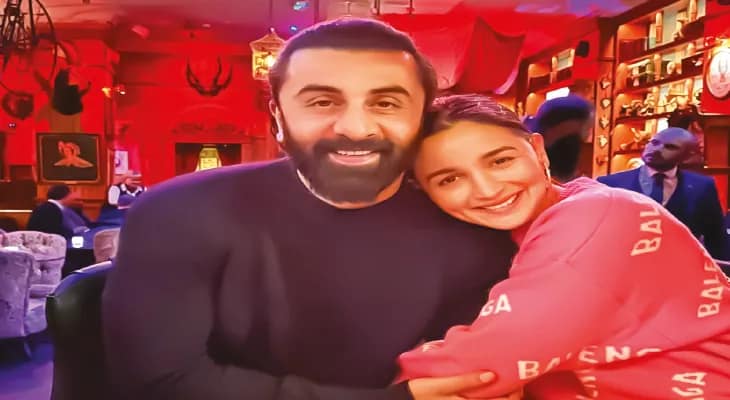 গৃহপ্রবেশের অপেক্ষায়