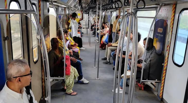 যাত্রী পরিষেবা শুরু এয়ারপোর্ট-নোয়াপাড়া রুটে