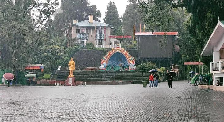 বাতাসে জলীয় বাষ্প বেশি থাকায় ‘ক্লাউড বার্স্ট’ বিপর্যয় থেকে রক্ষা পাচ্ছে  দার্জিলিং-কালিম্পং, চলতি মরশুমে উল্টো ছবি হিমাচল, উত্তরাখণ্ড, কাশ্মীরে