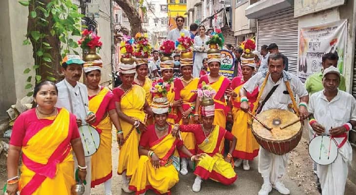 ভিনরাজ্যে যেতে ভয়, নিরাপত্তা চেয়ে মোদি-শাহকে চিঠি বাংলার ঢাকিদের
