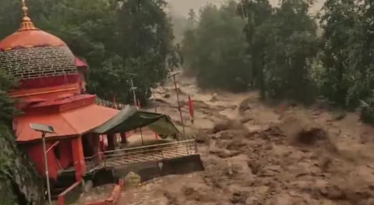 মেঘভাঙা বৃষ্টির জেরে হড়পা বান, জম্মু-কাশ্মীরের ডোডা জেলায় ক্ষতিগ্রস্ত অন্তত ১০টি বাড়ি