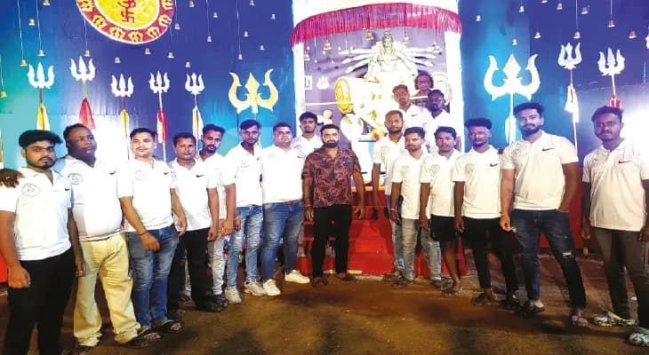 মেদিনীপুরে যুব সঙ্ঘ ও ব্যায়ামাগারের গণেশ পুজোর থিম এবার ‘মা কালী’