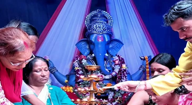 ভবানীপুরে গণপতি ভক্ত মণ্ডলের গণেশ বন্দনা