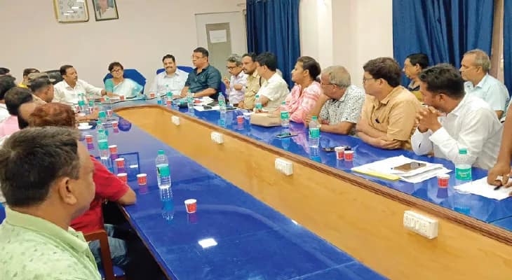 টোটো: ফের ধরপাকড় শুরু করবে জলপাইগুড়ি পুরসভা