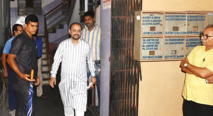 আর জি কর নিয়োগ দুর্নীতি মামলায় ডেপুটি মেয়রের বাড়িতে সিবিআই