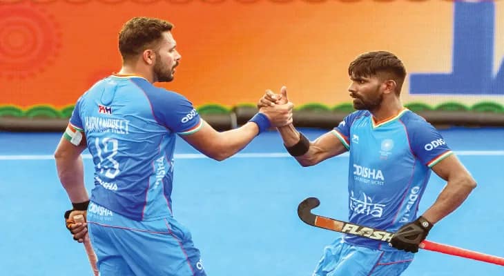 শেষ চারে হরমনপ্রীত সিংরা