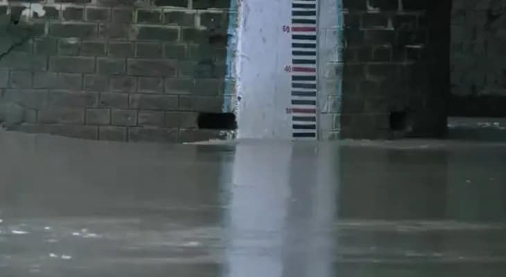 দিল্লিতে বিপদসীমার উপর দিয়ে বইছে যমুনা