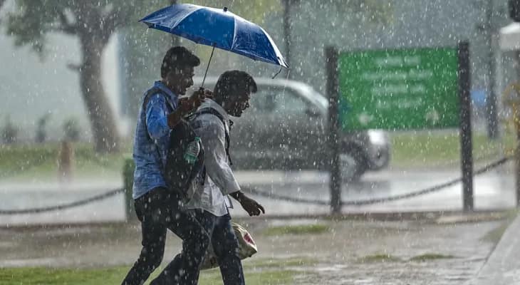 দিল্লিতে অতি ভারী বৃষ্টির কমলা সতর্কতা জারি