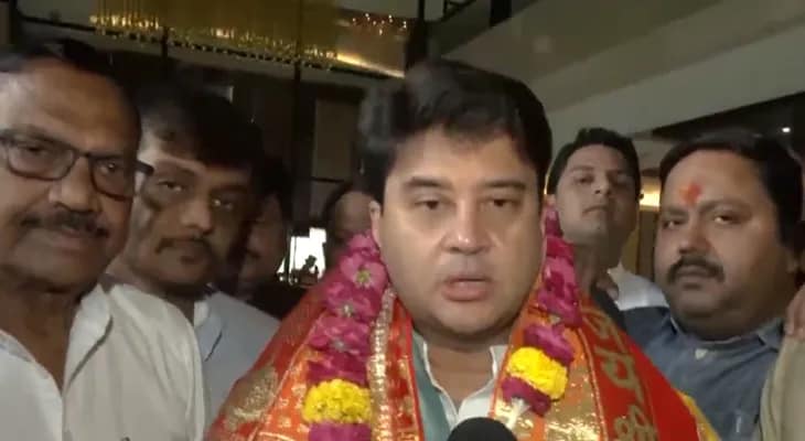 ইন্দোরে গেলেন কেন্দ্রীয় মন্ত্রী জ্যোতিরাদিত্য সিন্ধিয়া