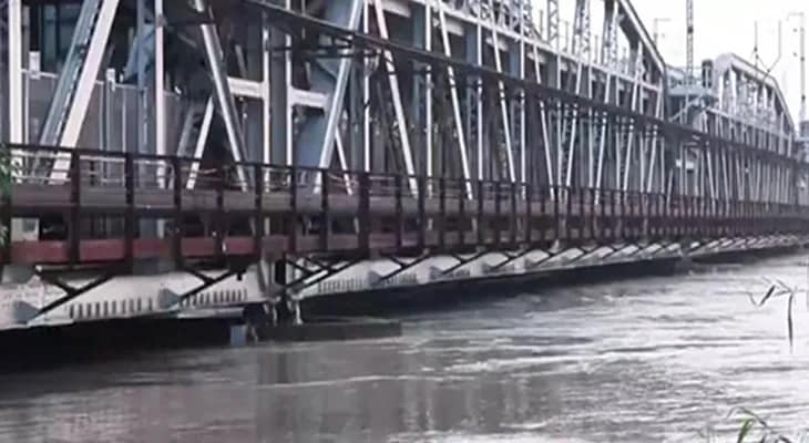 দিল্লিতে বিপদসীমা পার করল যমুনা, সরানো হল নদী তীরবর্তী মানুষদের