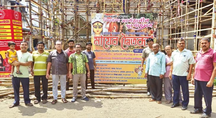 নিমতলা সর্বজনীনে এবার আকর্ষণ মায়ের দ্বৈত রূপ