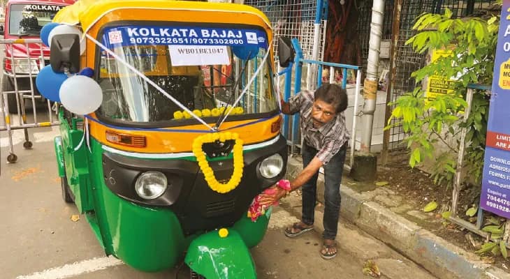৩৩ বছর সাজা খাটার পর মুক্তি প্রৌঢ়কে নয়া জীবিকার ব্যবস্থা