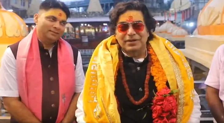 মধ্যপ্রদেশের উজ্জয়িনীতে মহাকালেশ্বর মন্দিরে পুজো দিলেন অভিনেতা আশুতোষ রানা