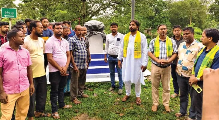 ফাঁসিরঘাটে খোয়া যাওয়া পঞ্চানন বর্মার মূর্তি ‌এখনও মেলেনি, ক্ষোভ