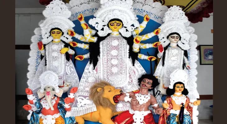 শীতলপাটিতে পুজো, পান্তাভাত খেয়ে দেবী উমা ফেরেন কৈলাসে