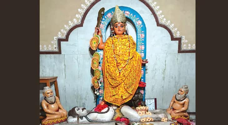 চণ্ডীর ৪০০ বছরের প্রাচীন উৎসব, প্রতি বছরই ঢল ভক্তদের