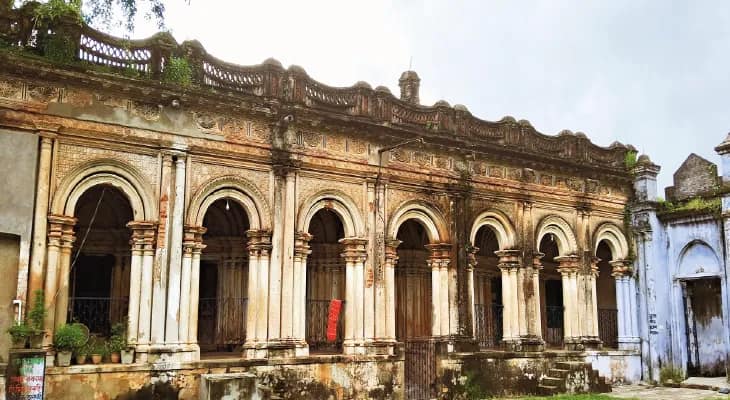 মল্লরাজাদের তোপধ্বনি শুনে অযোধ্যার বন্দ্যোপাধ্যায় বাড়িতে হতো সন্ধিপুজো