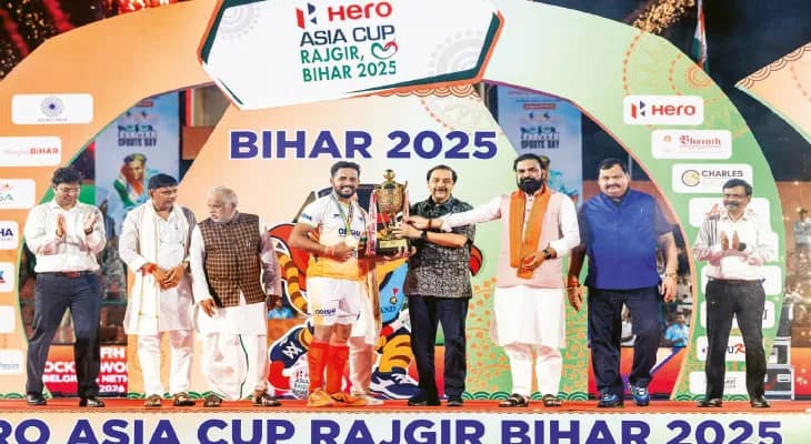হরমনপ্রীতদের পাখির চোখ এবার হকি বিশ্বকাপ