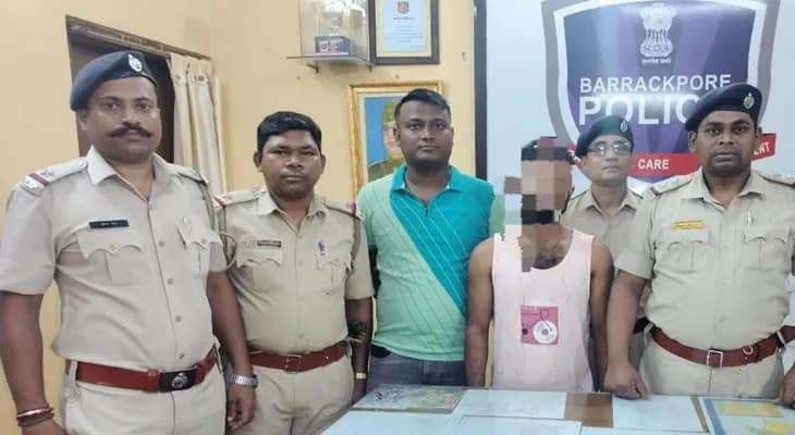 স্ত্রীকে খুন করে পুত্র সন্তানকে নিয়ে পালিয়ে গিয়েছিলেন স্বামী, গতকাল, সোমবার গভীর রাতেই তাকে গ্রেপ্তার করে বীজপুর থানার পুলিশ