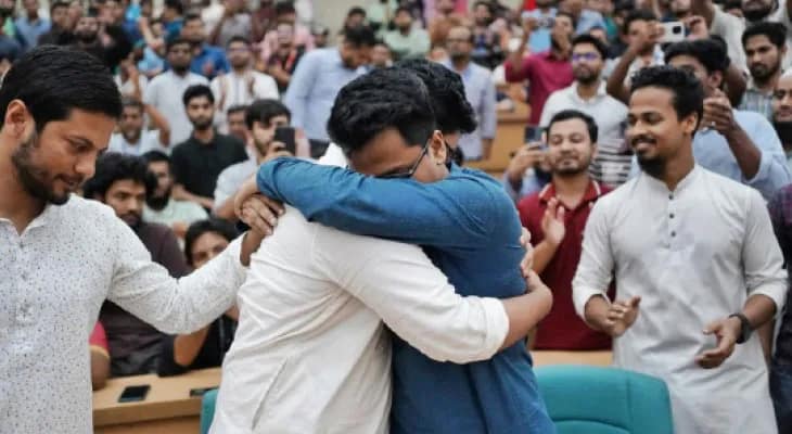 নতুন বাংলাদেশে প্রথম ছাত্রভোটেও কারচুপি? ঢাকা বিশ্ববিদ্যালয়ে জয়ী জামাতপন্থী ছাত্রশিবির, দাগ কাটতে ব্যর্থ খালেদার ছাত্রদল, বৈষম্যবিরোধী ছাত্ররা