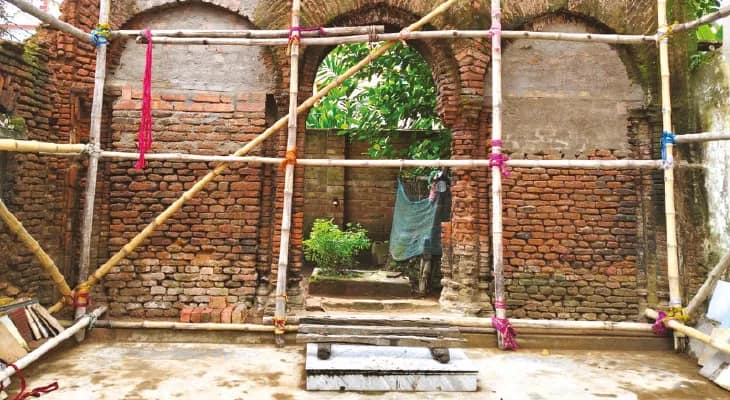 মনসার স্বপ্নাদেশে পুজো শুরু করে বলাগড়ের সেন পরিবার, ৩২১ বছর ধরে বহমান বেনজির এক ধারা