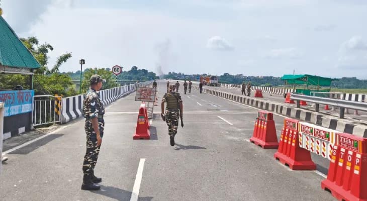 পুজোয় পর্যটকদের চাপ বাড়তে পারে উত্তরবঙ্গে, উত্তরকন্যায় বসে পরিস্থিতির দিকে নজর মমতার