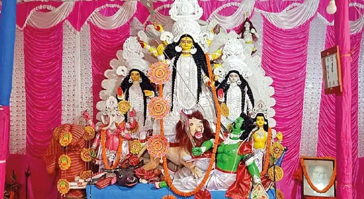 পুরশুড়া: চক্রবর্তীদের পুজোয় আসতেন প্রফুল্ল সেন, অতুল্য ঘোষের মতো কং নেতা