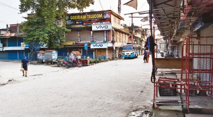 নেপালে অশান্তি: দু’দিনে পানিট্যাঙ্কির বাজারে ১৬ কোটি টাকার লোকসান