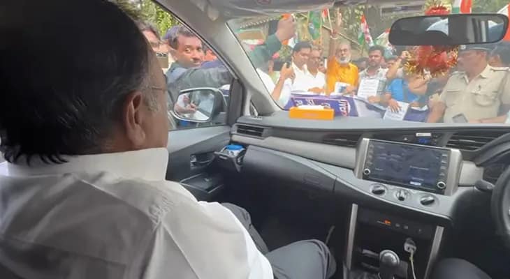সাত মাস বন্ধ বেতন, হাওড়ায় কেন্দ্রীয় সংস্থার শ্রমিকদের বিক্ষোভের মুখে শমীক