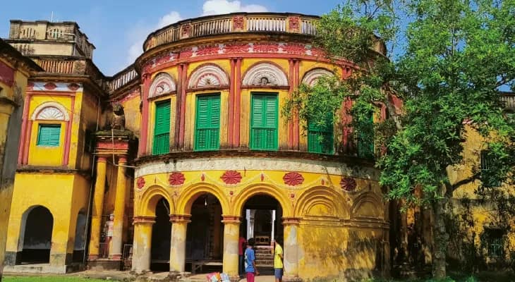 উমার কৃপায় জলদস্যুদের হাত থেকে রক্ষা, পাত্রসায়রে জমিদার বাড়ির মানত পুজো ৩০০ বছরের প্রাচীন