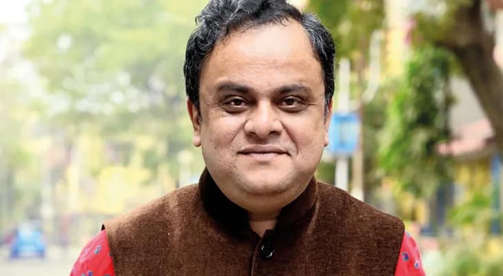 ছাত্রনেতা অভিরূপকে  ৫ বছরের জন্য সেন্সর, কড়া প্রতিক্রিয়া শিক্ষামন্ত্রীর