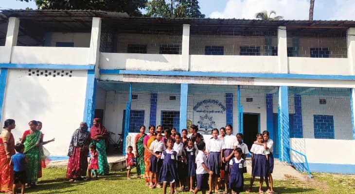 মিড ডে মিলে শুধু নুন আর ভাত, অভিভাবকদের প্রতিবাদে বন্ধ রান্না