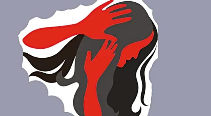 ট্রেনে যুগলকে মারধর, শ্লীলতাহানির শিকার তরুণী